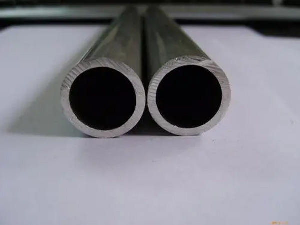 鉛管